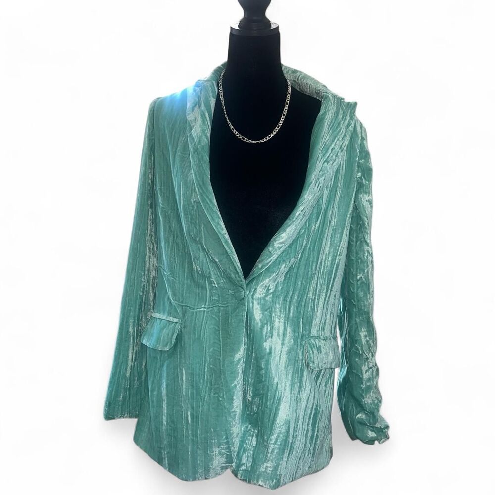 Nasty Gal Women's Sea Foam Green Velour Blazer SZ 4 NWOT